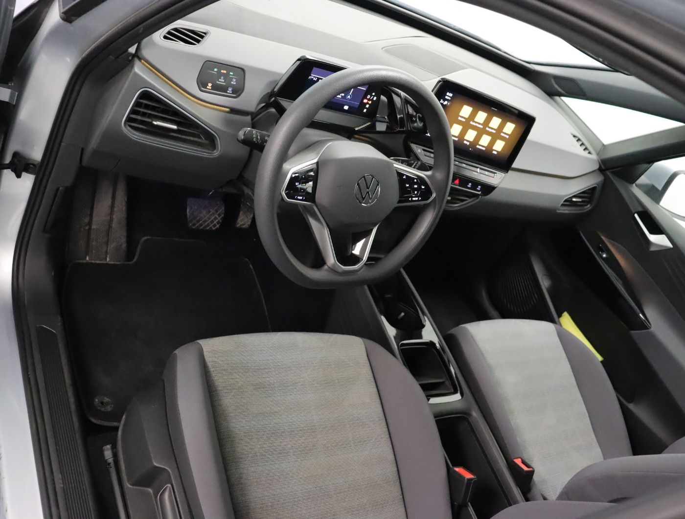 Fahrzeugabbildung Volkswagen ID.3 Pro Navi LaneAss LED CarPlay KlimaA PDC LM