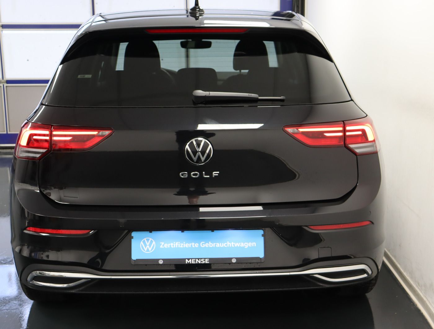 Fahrzeugabbildung Volkswagen Golf VIII 1.5 TSI ACTIVE Standhzg 5J.Gar. ACC HU