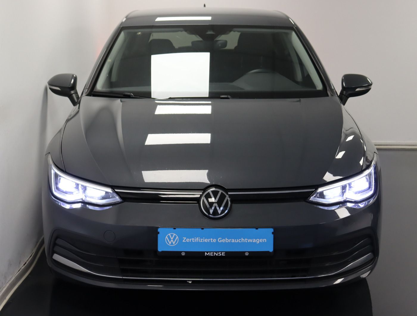 Fahrzeugabbildung Volkswagen Golf VIII 1.5 TSI ACTIVE Matrix Standhzg ACC LM