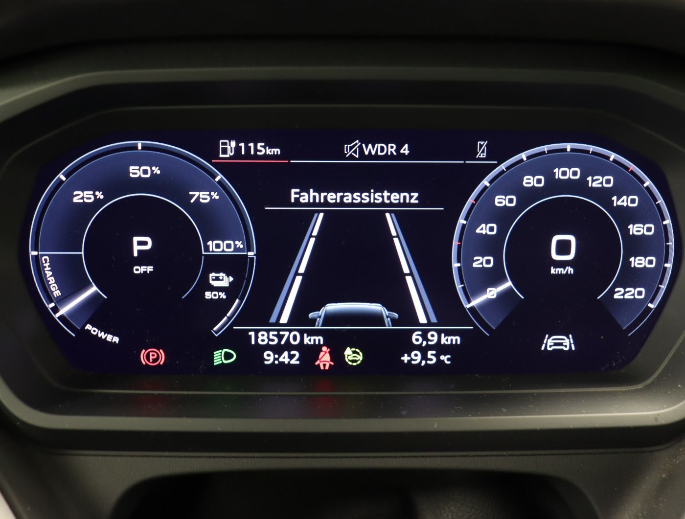 Fahrzeugabbildung Audi Q4 Sportback e-tron 35 Standhzg VirtualCP SHZG