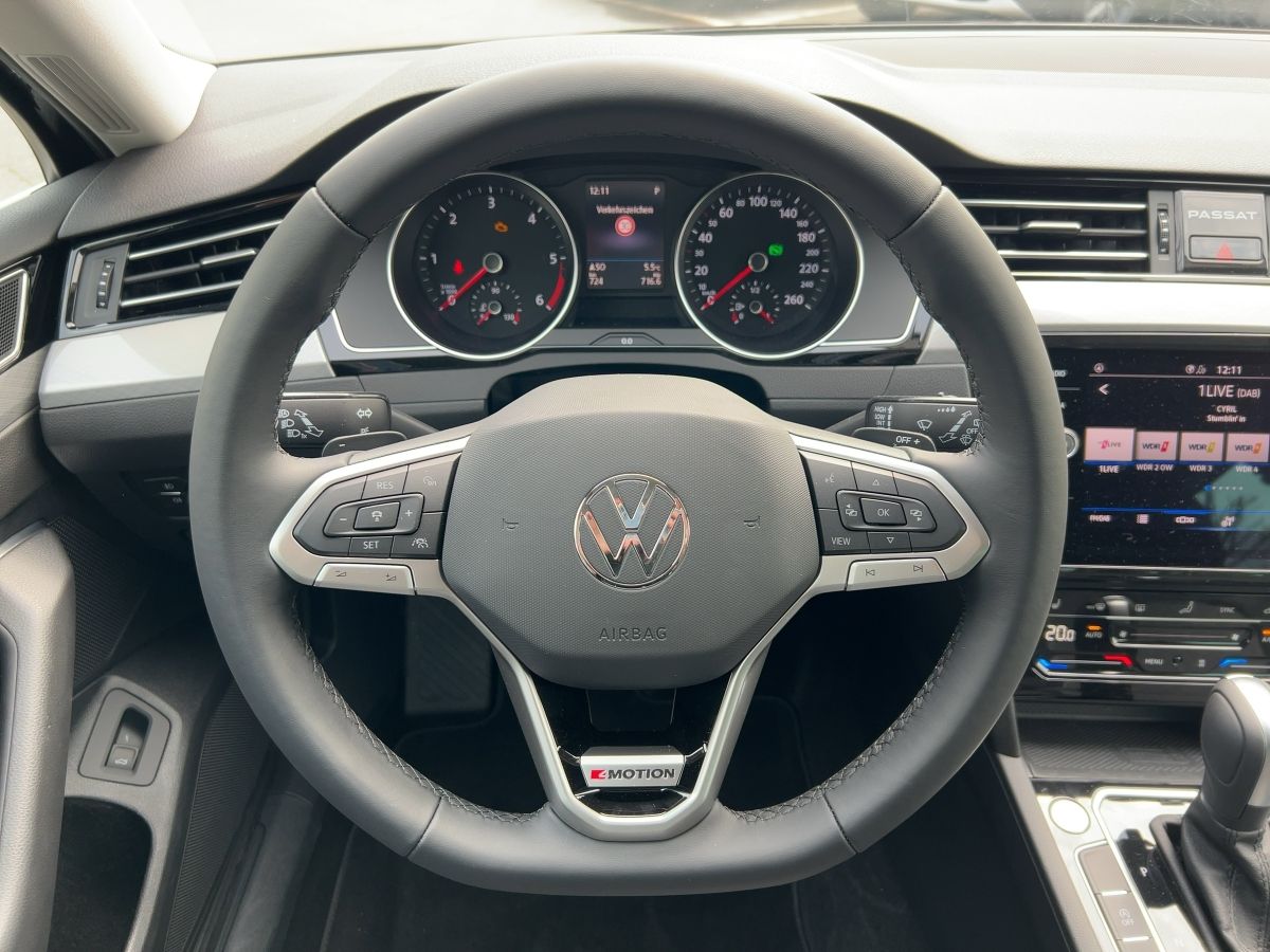 Fahrzeugabbildung Volkswagen Passat Variant TDI DSG 4M Business Navi Standhzg