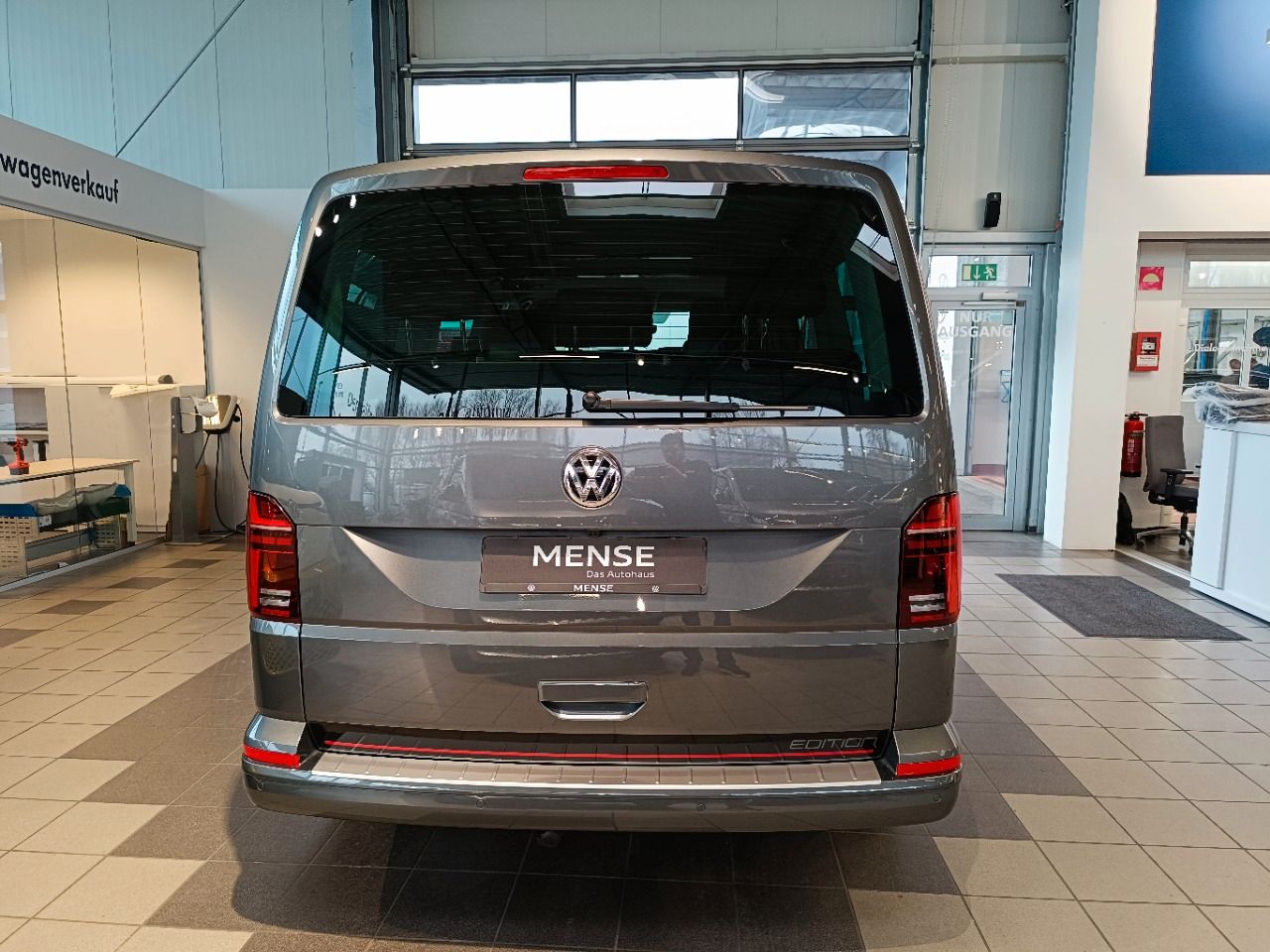 Fahrzeugabbildung Volkswagen Multivan T6.1 Comfortline 2.0TDI 150 kW 4MOTION