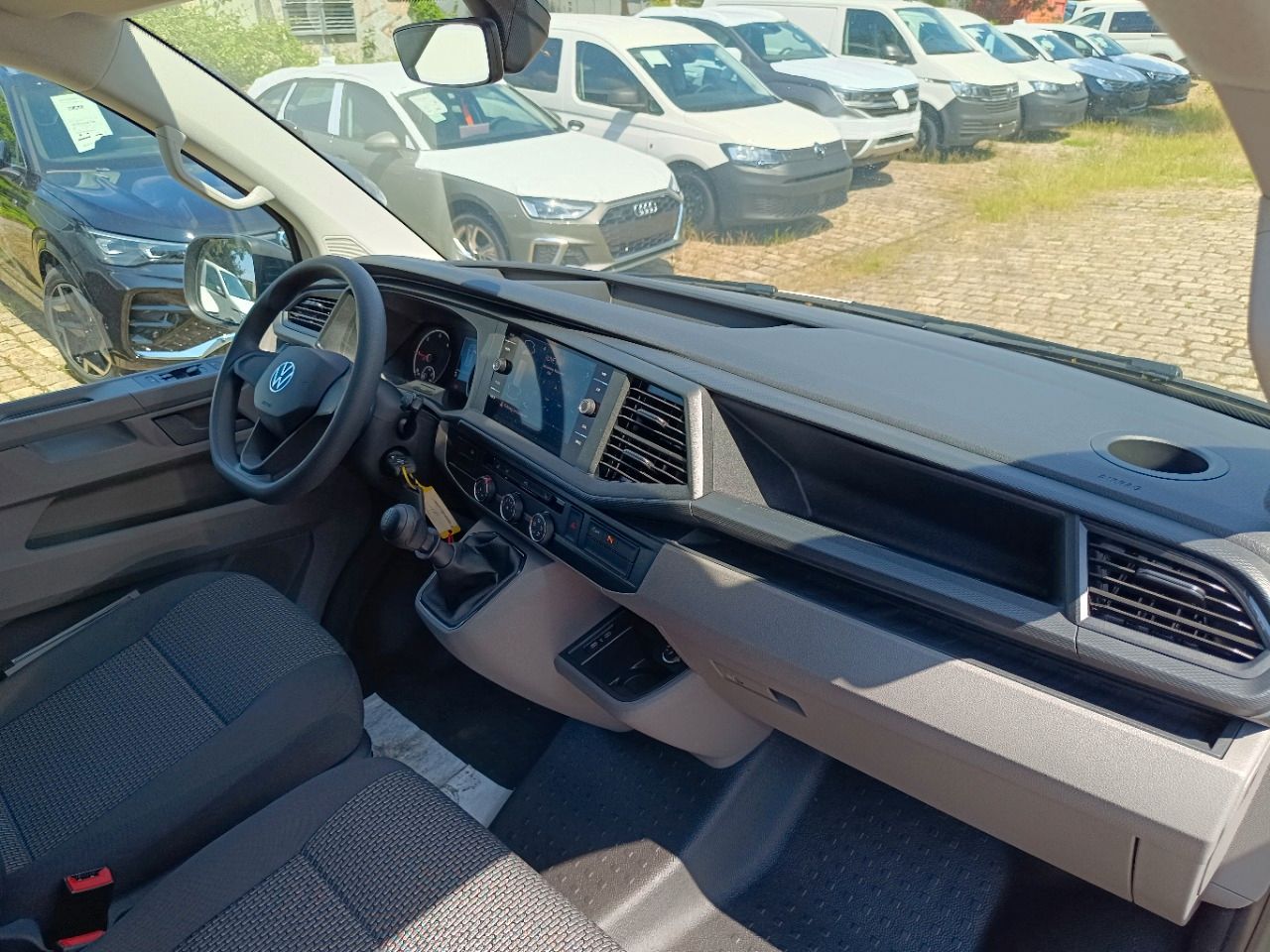 Fahrzeugabbildung Volkswagen Transporter 6.1 Kasten 2.0TDI 81 kW RFK