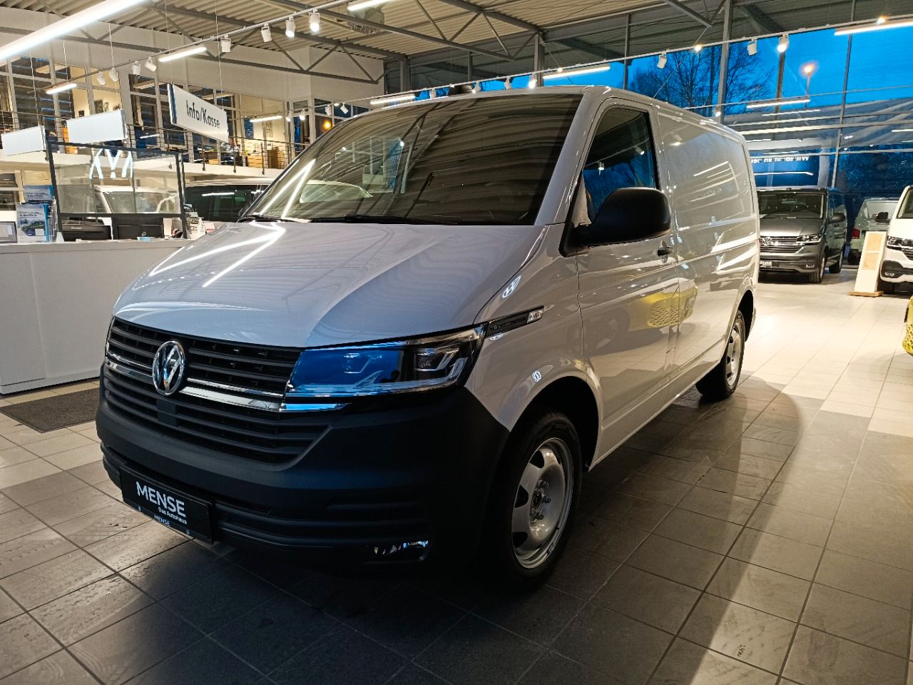 Fahrzeugabbildung Volkswagen Transporter T6.1 Kasten 2.0TDI 110 kW DSG ACC