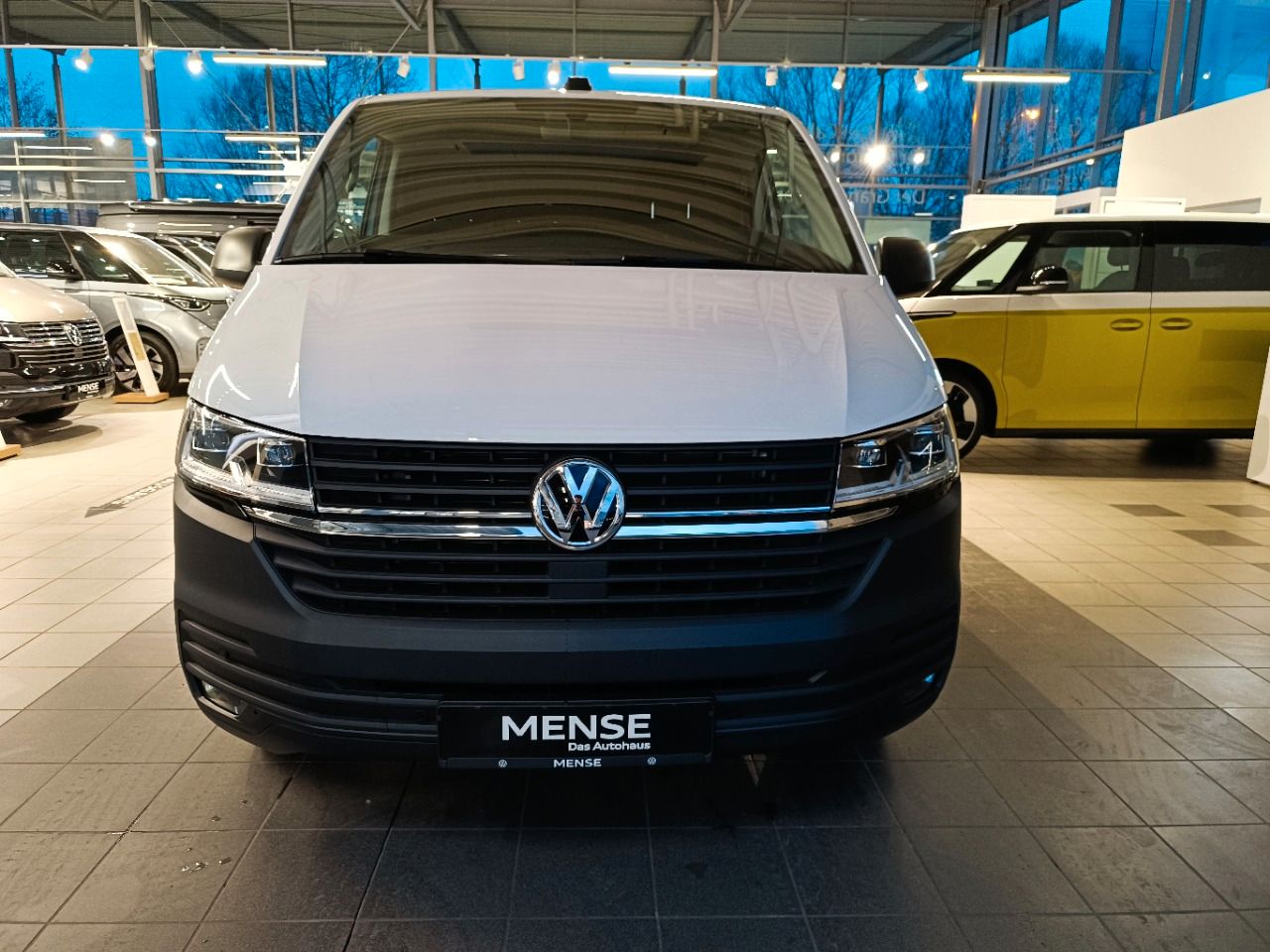 Fahrzeugabbildung Volkswagen Transporter T6.1 Kasten 2.0TDI 110 kW DSG ACC