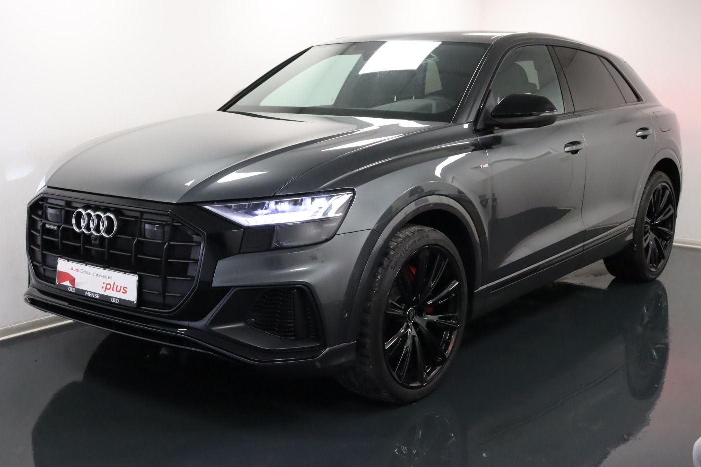 Fahrzeugabbildung Audi Q8 60 TFSI e quattro tiptronic S line AHK Luft