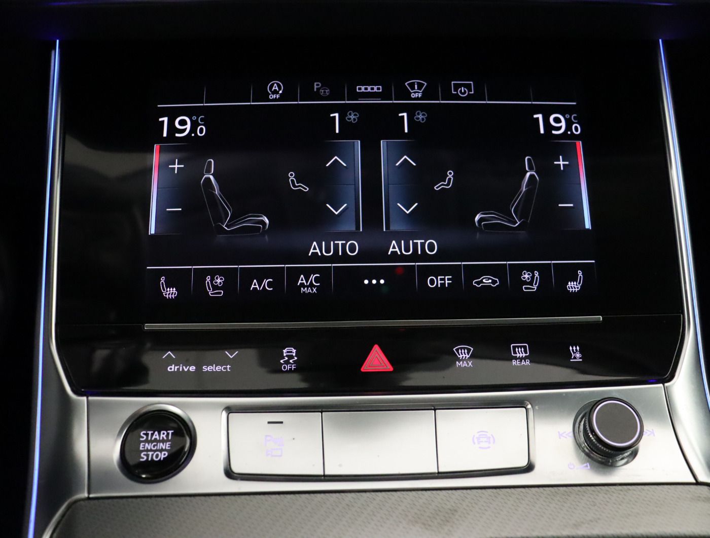 Fahrzeugabbildung Audi A6 Avant 45 TDI quattro S tronic Design Matrix