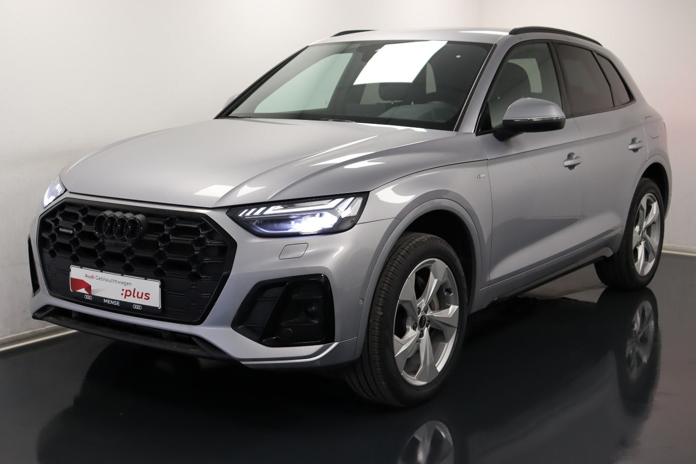 Fahrzeugabbildung Audi Q5 50 TFSI e quattro S tronic S line