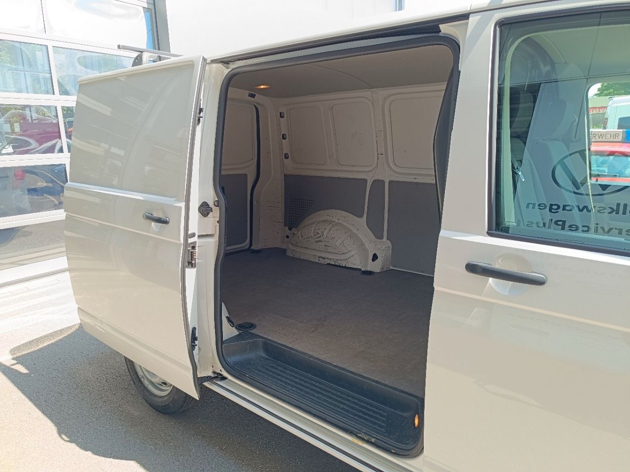 Fahrzeugabbildung Volkswagen T6 Transporter Kasten 2.0TDI 75kW