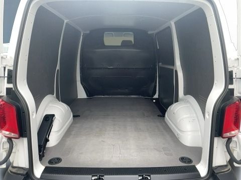 Fahrzeugabbildung Volkswagen T6.1 Transporter Kasten 2.0TDI 110kW KR |SHZG