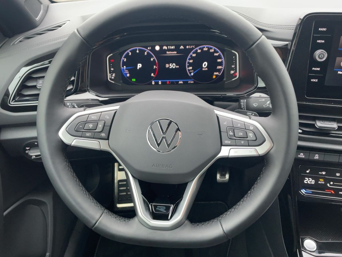 Fahrzeugabbildung Volkswagen T-Roc Cabriolet 1.5 TSI DSG R-Line BlackStyle