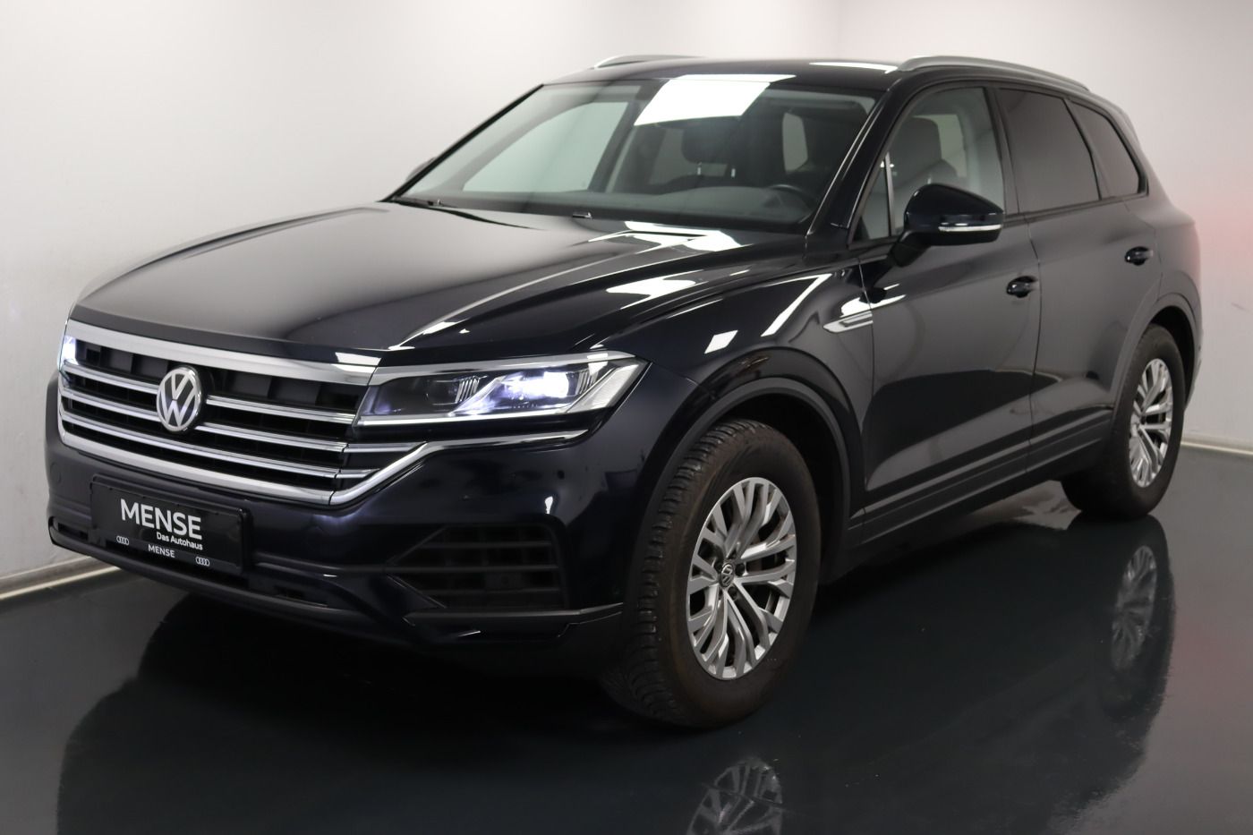 Fahrzeugabbildung Volkswagen Touareg 3.0 TDI 4Motion tiptronic |Luft|AHK|ACC