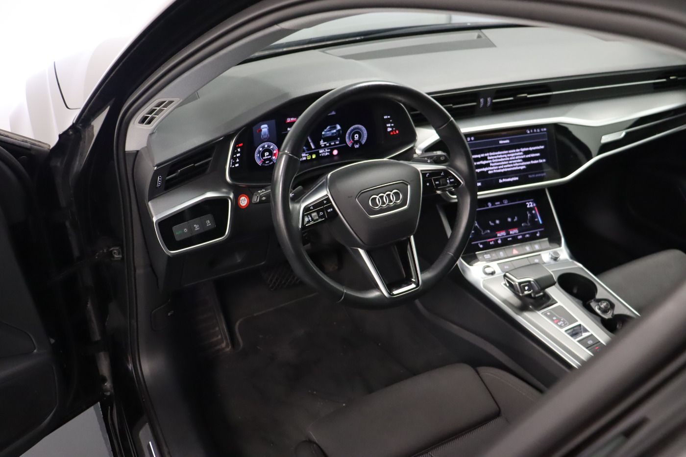 Fahrzeugabbildung Audi A6 Avant 40 TDI S tronic S line Sport |Navi|LED