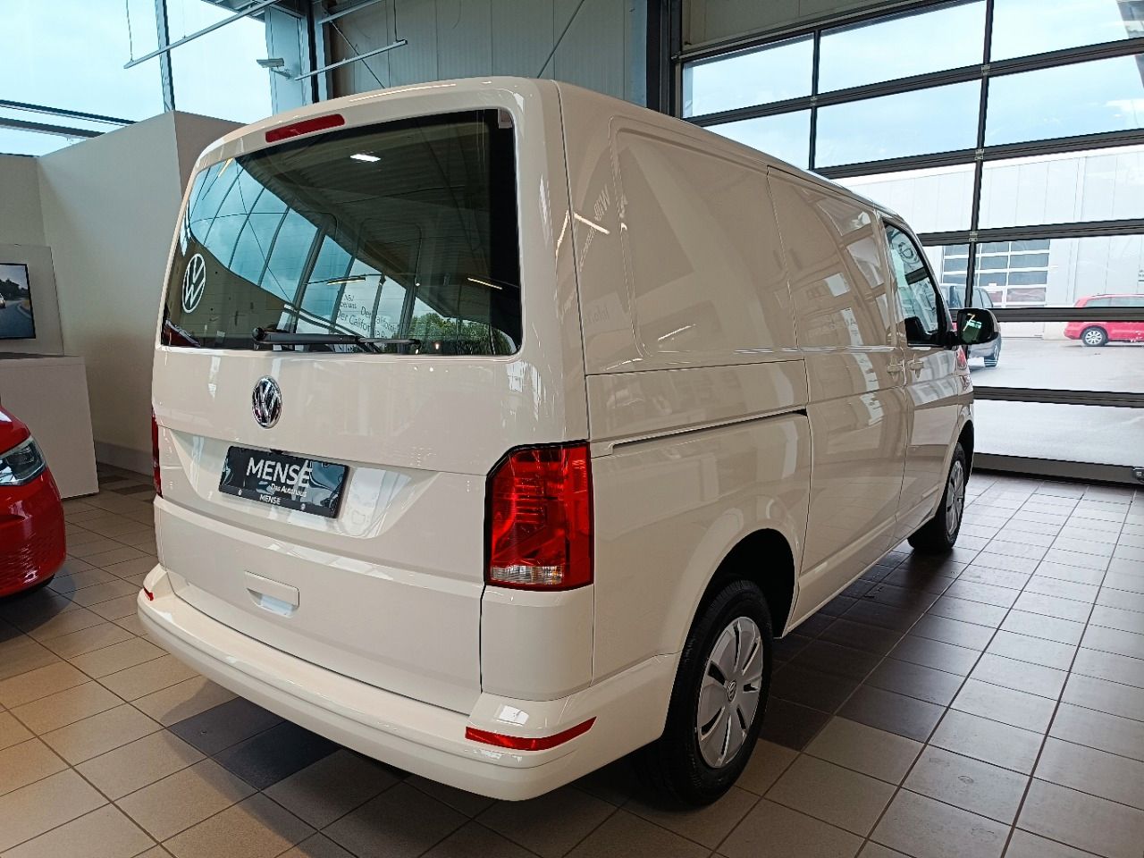 Fahrzeugabbildung Volkswagen Transporter 6.1 Kasten 2.0 l TDI 81 kW 5-Gang