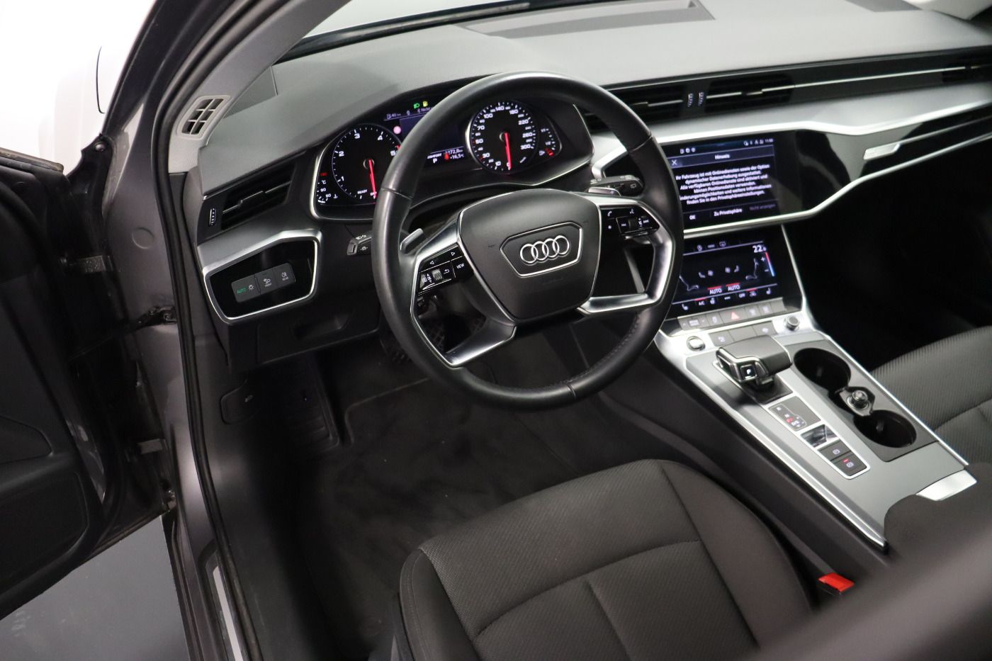 Fahrzeugabbildung Audi A6 Avant 40 TDI S tronic |Matrix|Navi|LED|ACC