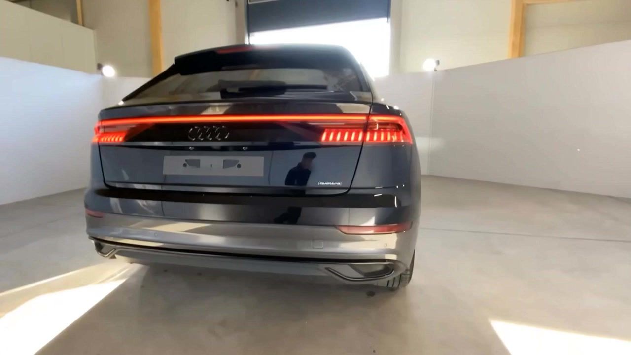 Fahrzeugabbildung Audi Q8 55 TFSI quattro |Luft|Pano|FLA|ACC|SoftClose