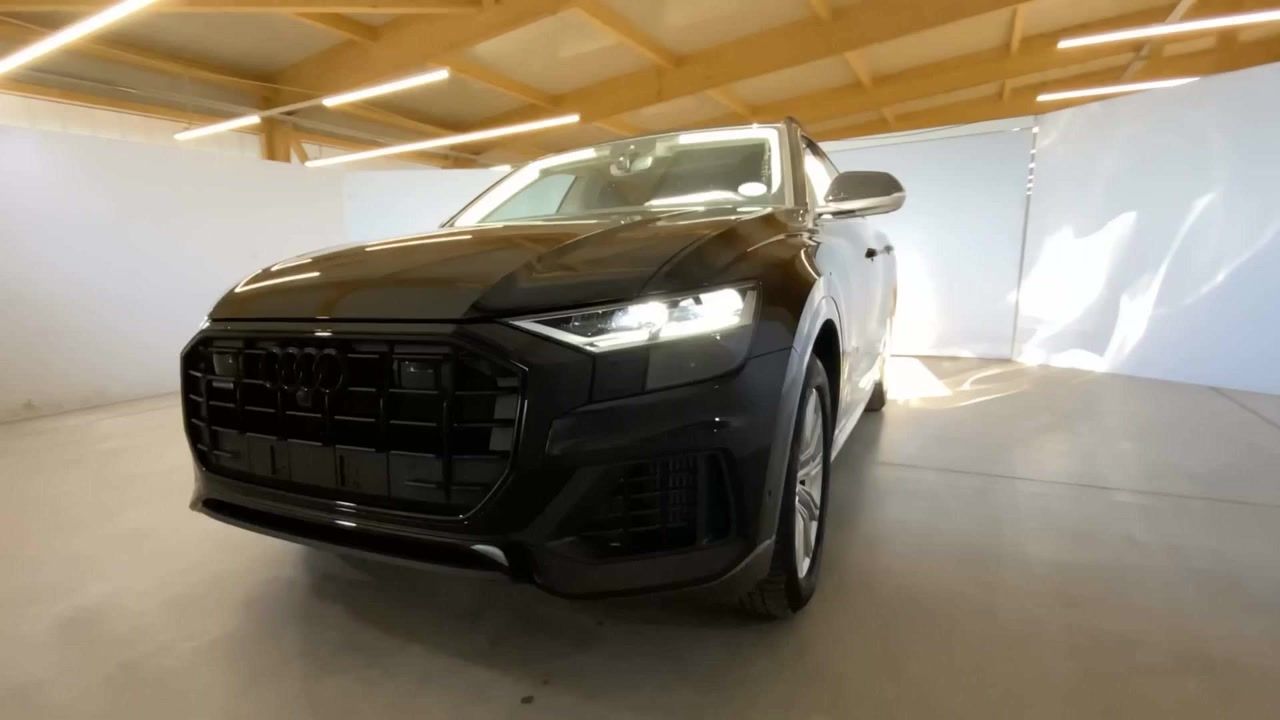 Fahrzeugabbildung Audi Q8 55 TFSI quattro |Luft|Pano|FLA|ACC|SoftClose