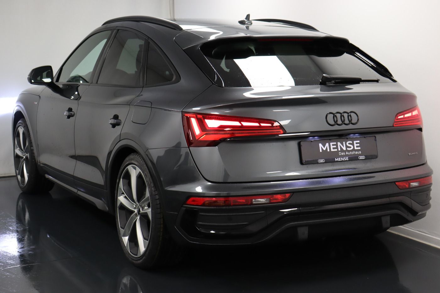 Fahrzeugabbildung Audi Q5 Sportback 55 TFSI e quattro S tronic S-Line