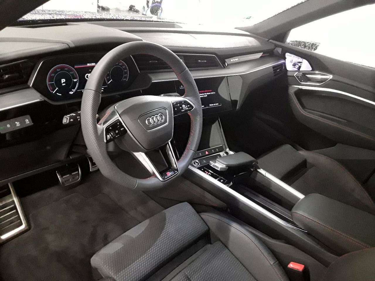 Fahrzeugabbildung Audi Q8 Sportback e-tron |Matrix|Luft|LED|ACC|STH|HUD