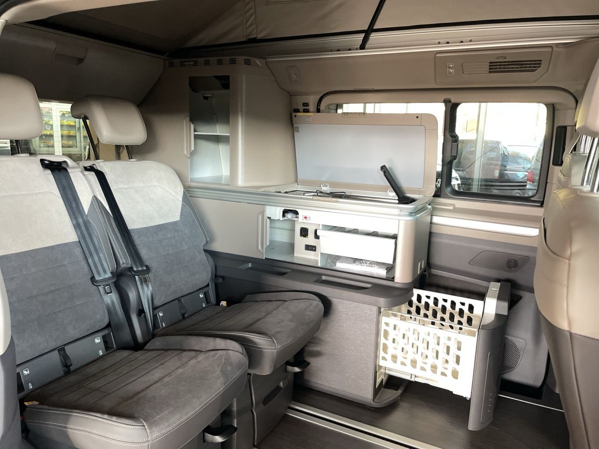 Fahrzeugabbildung Volkswagen T7 California Ocean 2.0 l TDI 110 kW 7-Gang-DSG