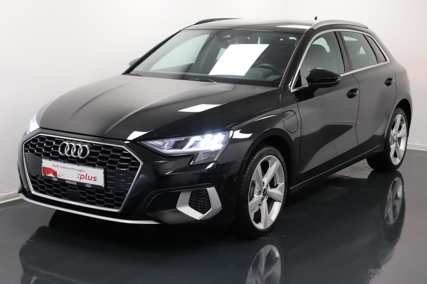 Fahrzeugabbildung Audi A3 Sportback 40 TFSI e S tronic Advanced |FLA