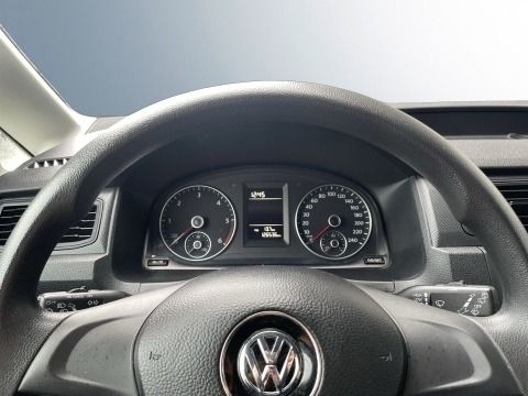 Fahrzeugabbildung Volkswagen Caddy Maxi Kombi Basis AHK PDC