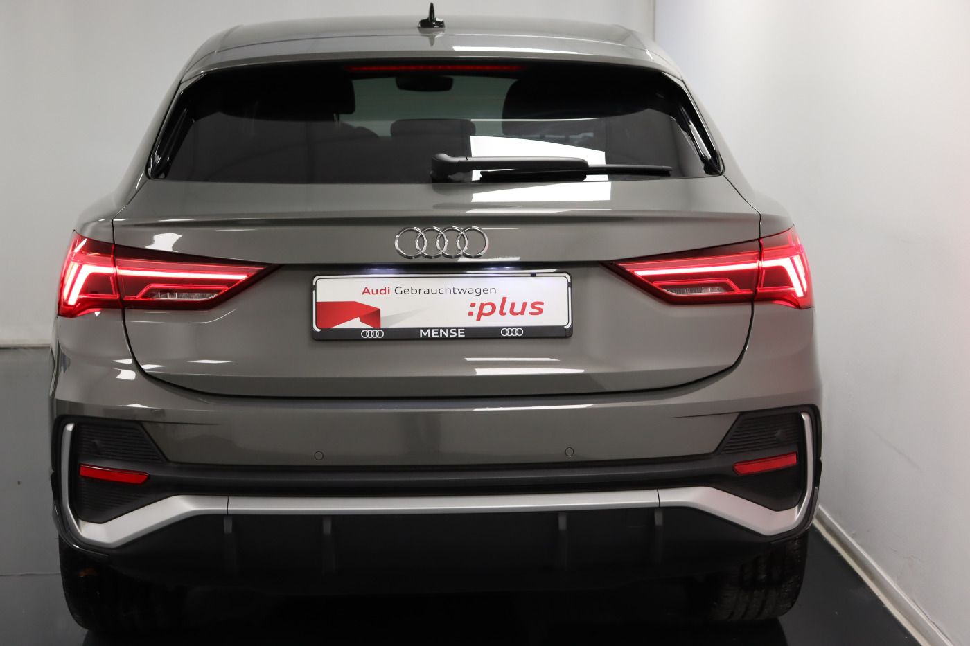 Fahrzeugabbildung Audi Q3 45 TFSI e Sportback S tronic S-Line |ACC|FLA