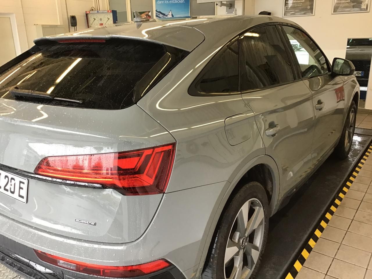 Fahrzeugabbildung Audi Q5 Sportback 50 TFSI e quattro S tronic S line