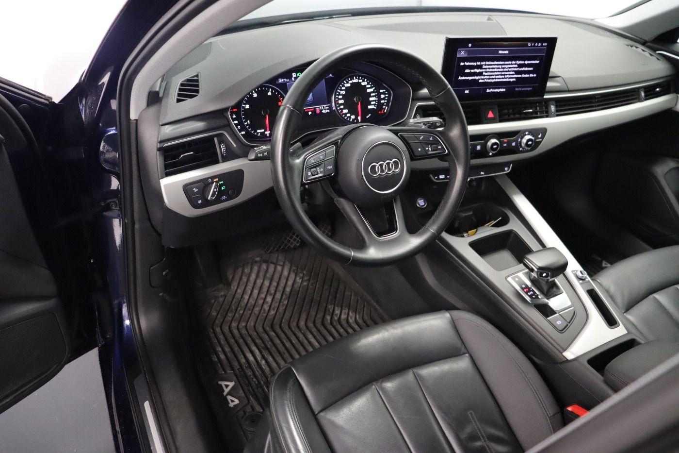 Fahrzeugabbildung Audi A4 Avant 40 TDI S tronic |Matrix|AkustikGlas|AHK