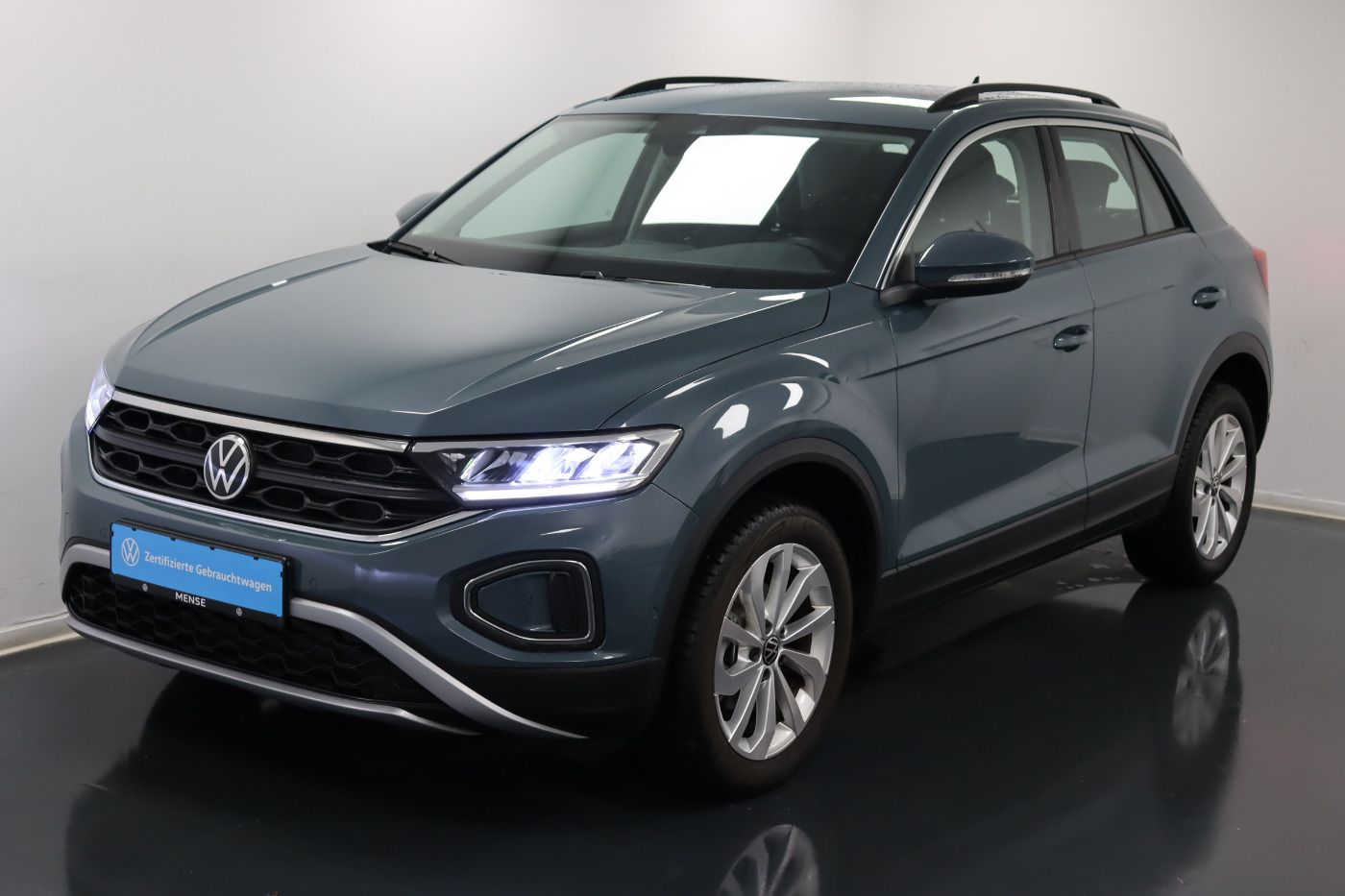 Fahrzeugabbildung Volkswagen T-Roc 1.0 TSI Life |VirtualCP|CarPlay|LM|KlimaA