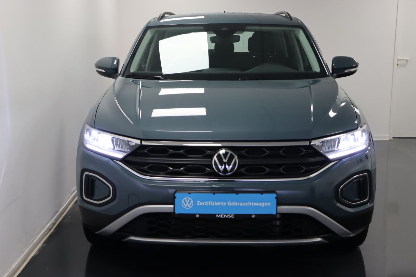 Fahrzeugabbildung Volkswagen T-Roc 1.0 TSI Life |VirtualCP|CarPlay|LM|KlimaA