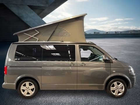 Fahrzeugabbildung Volkswagen T5 Transporter California Beach Aufstelldach 2.0