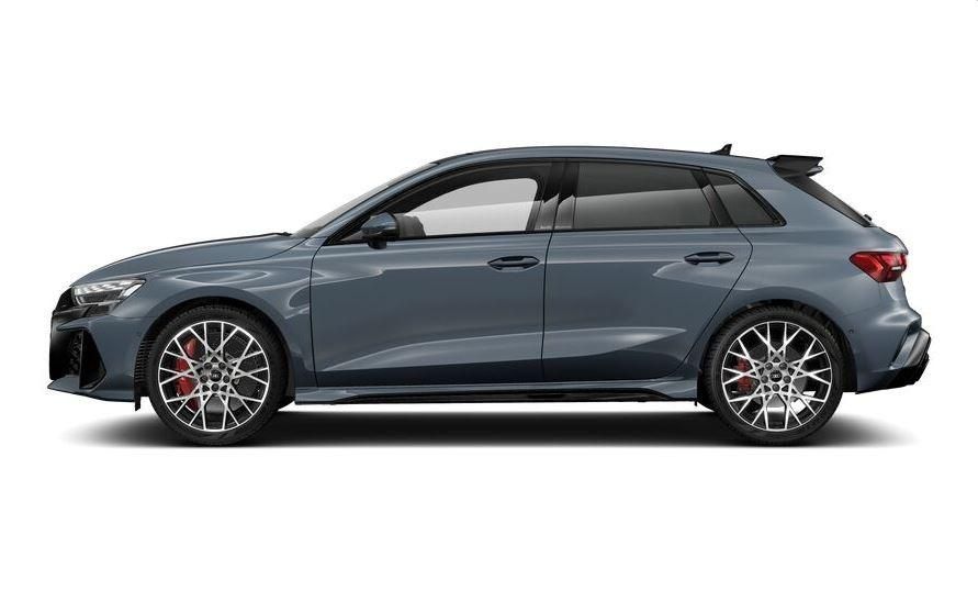 Fahrzeugabbildung Audi RS 3 Sportback quattro TFSI Pano Matrix