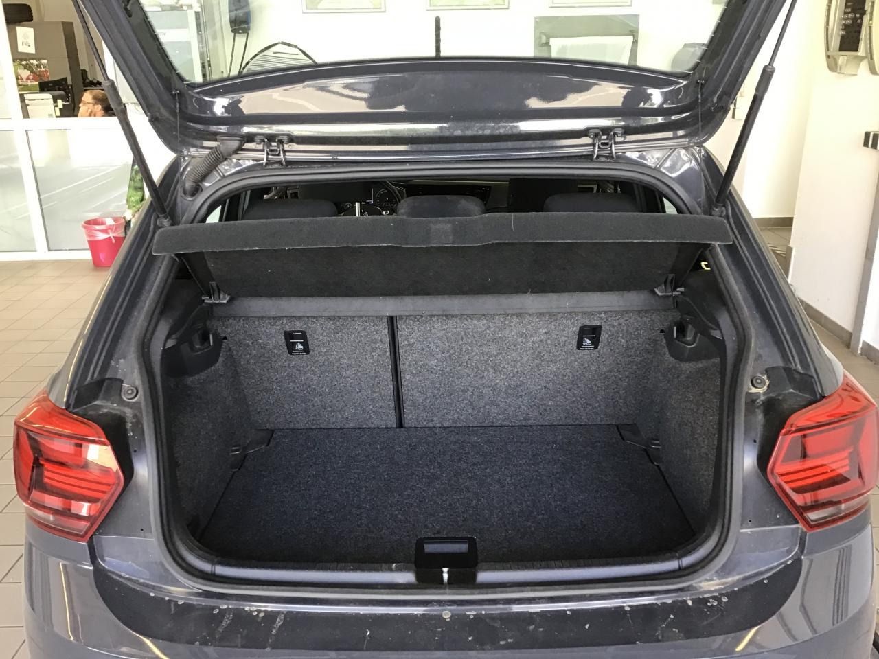 Fahrzeugabbildung Volkswagen Polo 1.0 Comfortline |SHZG|KlimaA|S-Sitz