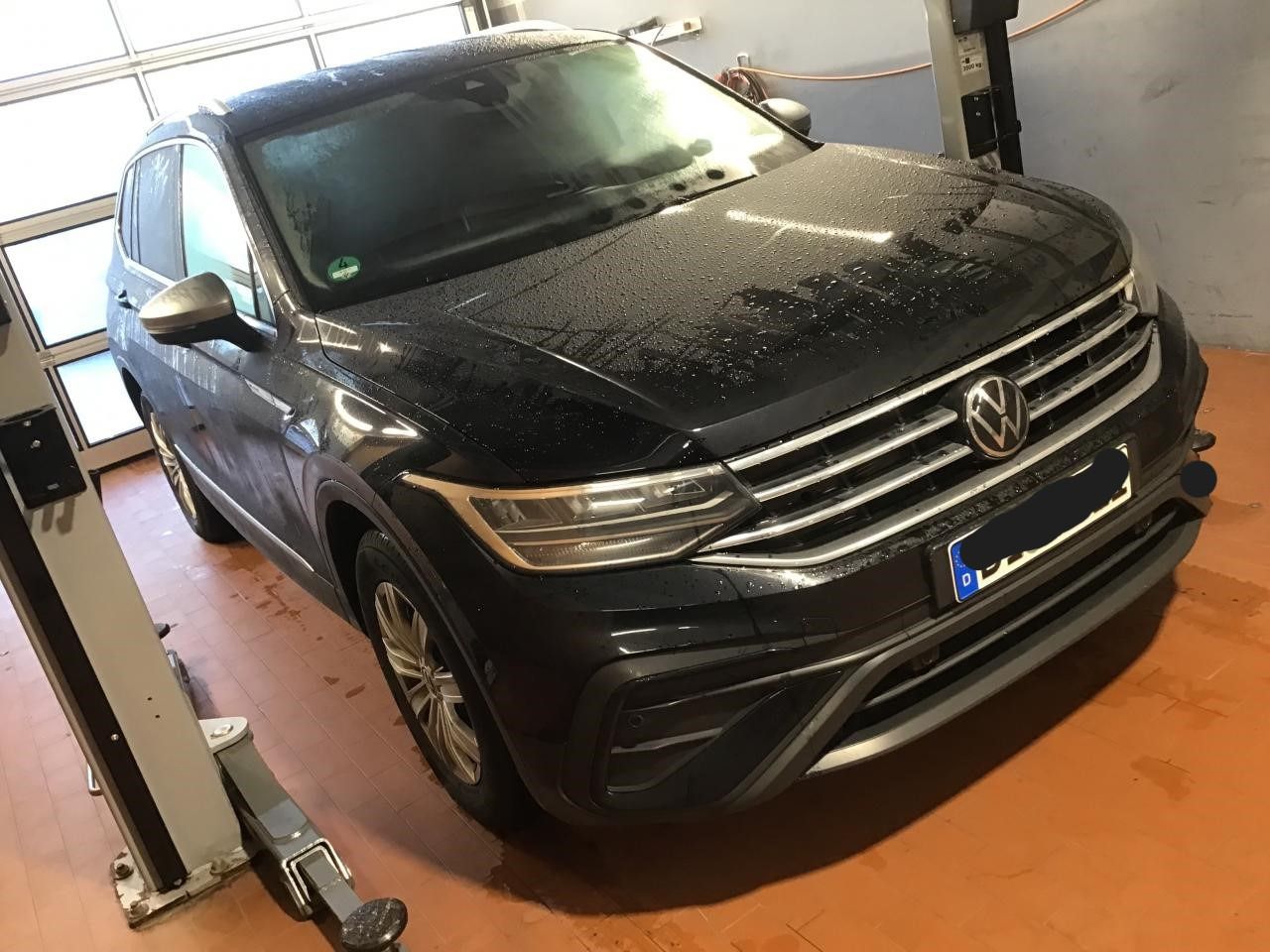 Fahrzeugabbildung Volkswagen Tiguan Allspace 2.0 TDI Life |AHK|ACC|FLA|LM|PDC