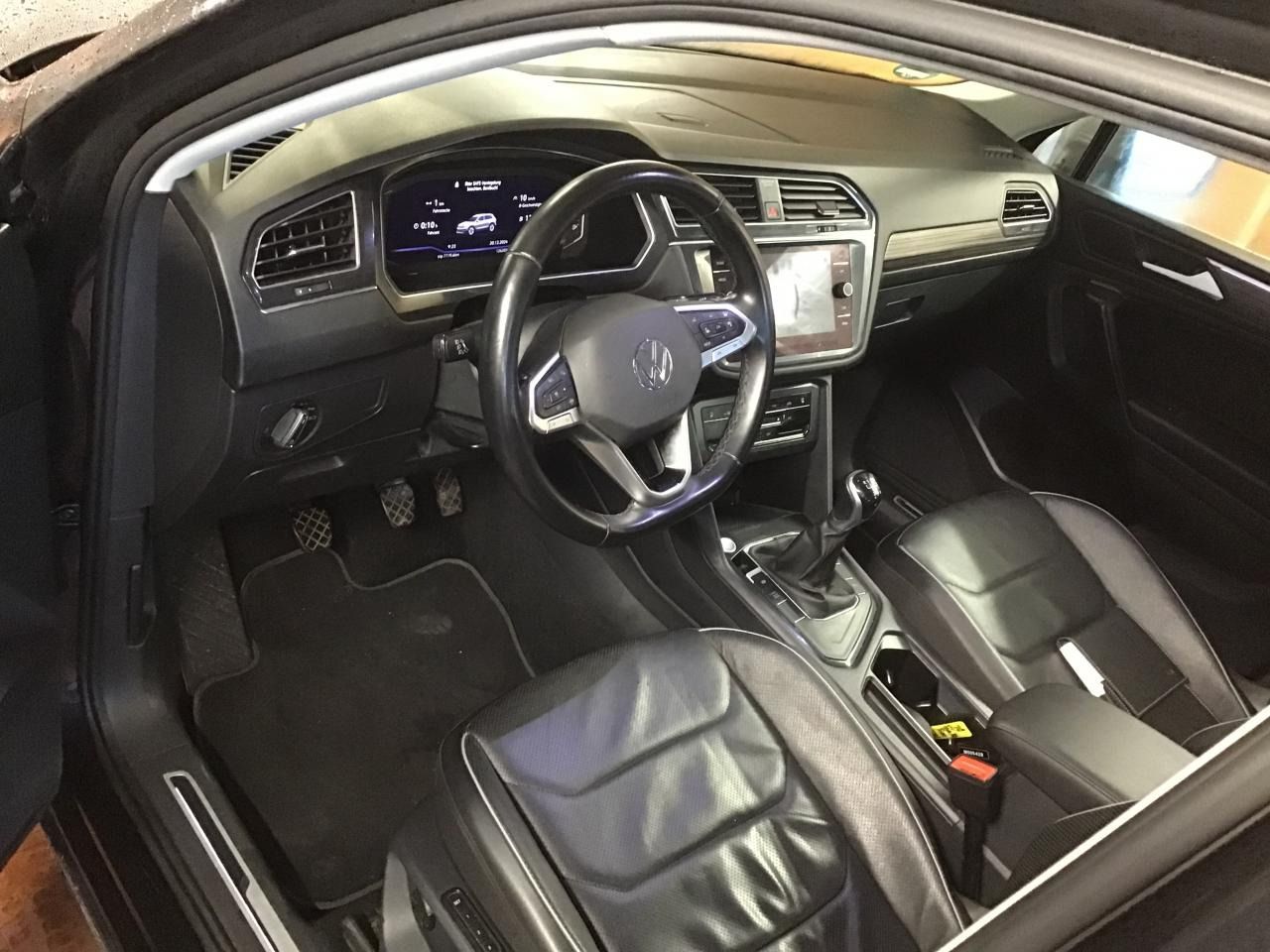 Fahrzeugabbildung Volkswagen Tiguan Allspace 2.0 TDI Life |AHK|ACC|FLA|LM|PDC