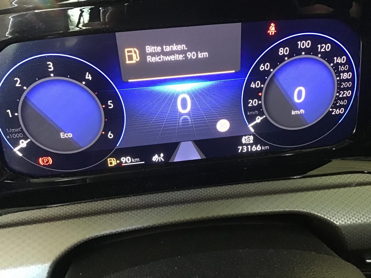 Fahrzeugabbildung Volkswagen Golf VIII 2.0 TDI ACTIVE |AHK|Matrix|ACC|CarPlay