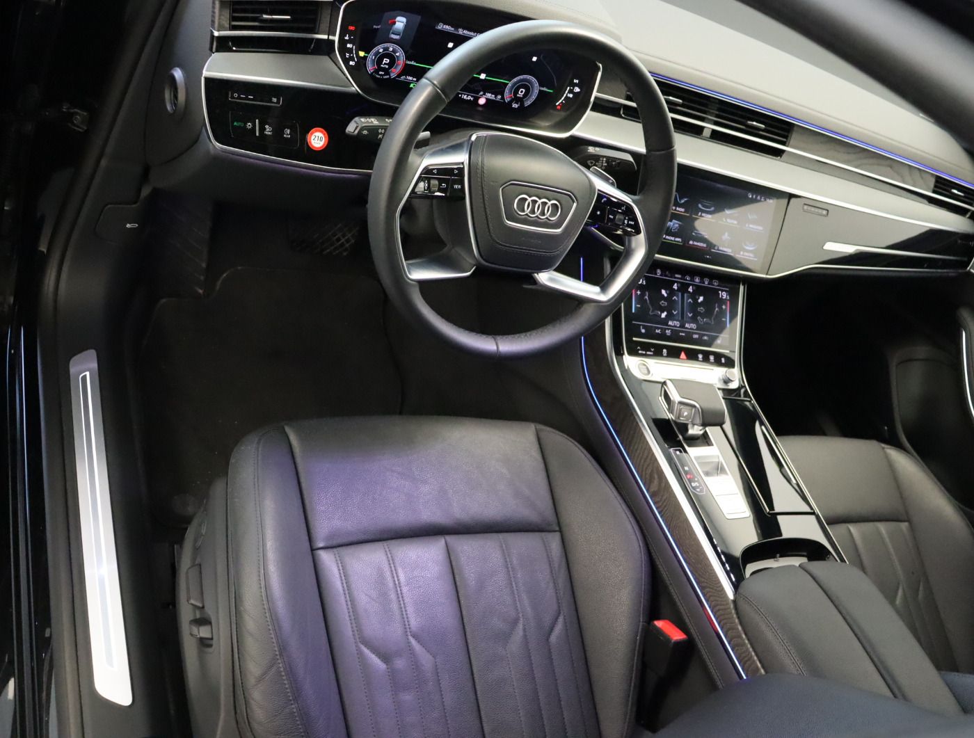 Fahrzeugabbildung Audi A8 50 TDI quattro tiptronic Luft Pano Matrix