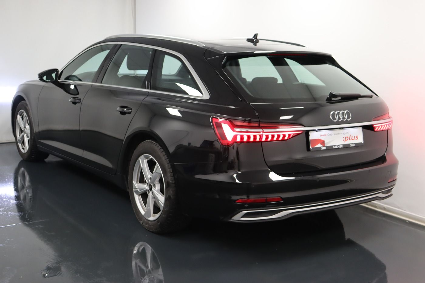 Fahrzeugabbildung Audi A6 Avant 45 TFSI S tronic Advanced |Matrix|Pano