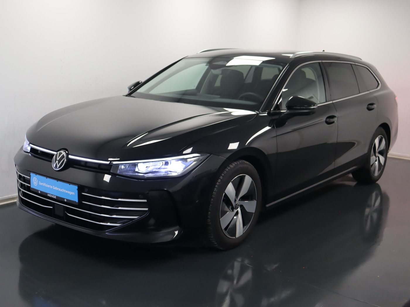 Fahrzeugabbildung Volkswagen Passat Variant 2.0 TDI DSG Elegance |AHK|Matrix