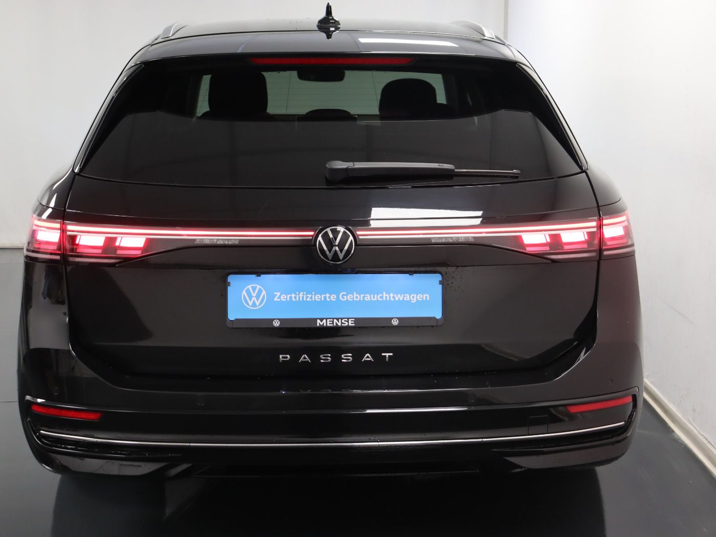 Fahrzeugabbildung Volkswagen Passat Variant 2.0 TDI DSG Elegance |AHK|Matrix